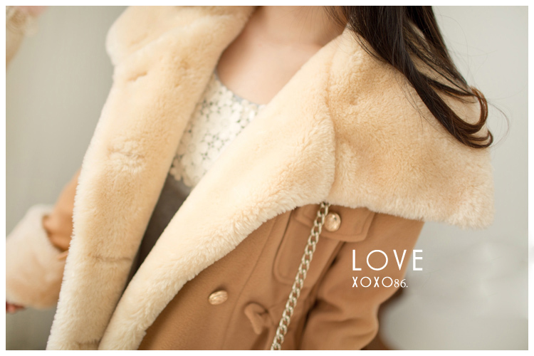 เสื้อโค้ทกันหนาว ทรงน่ารัก ด้านในบุผ้าขนแมวนุ่นลื่น ด้านนอกเป้นผ้าสำลีผสมกำมะหยี่ น่ารักค่าา สีกรมท่า,กากี กดเลือกด้านล่างได้เลยค่า