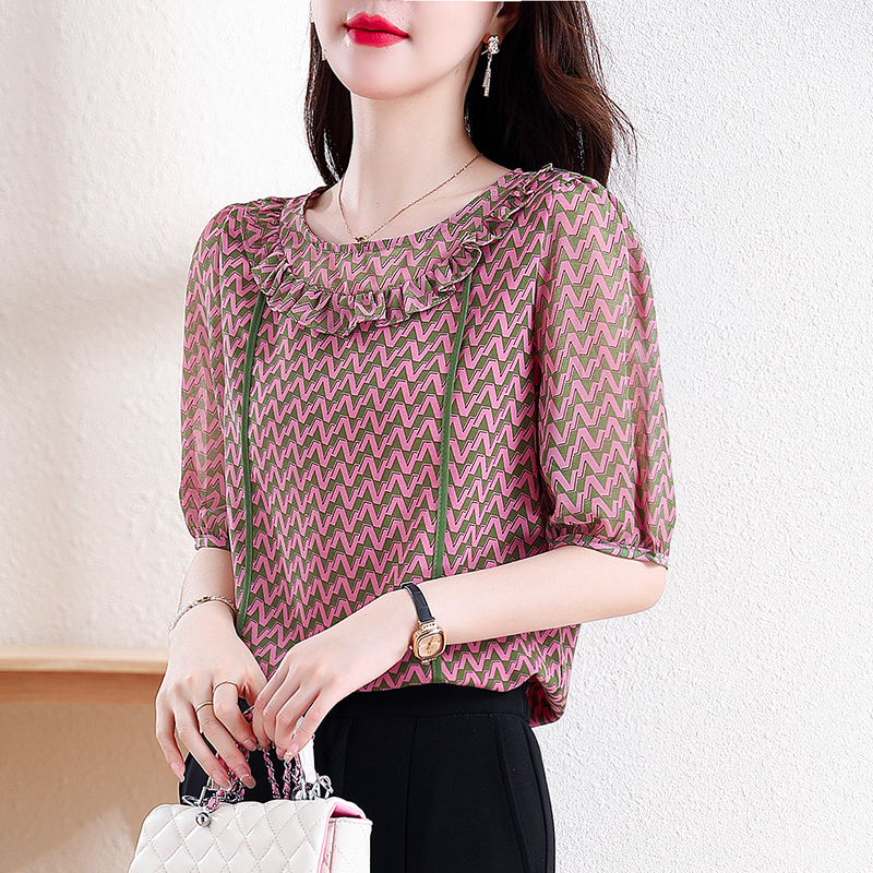 เสื้อเชิ้ตผู้หญิงแขนยาว เสื้อเชิ้ตผู้หญิงใส่ทํางาน 390 บาทต่อชิ้น ฟรีค่าจัดส่ง