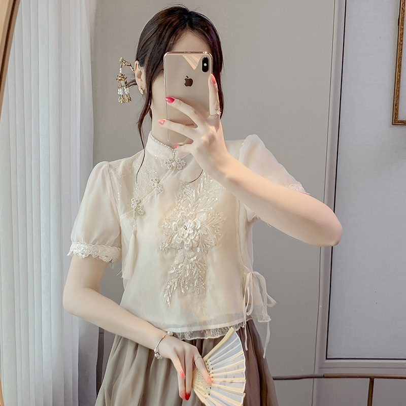 เสื้อเชิ้ตผู้หญิงใส่ทํางาน 390 บาทต่อชิ้น ฟรีค่าจัดส่ง