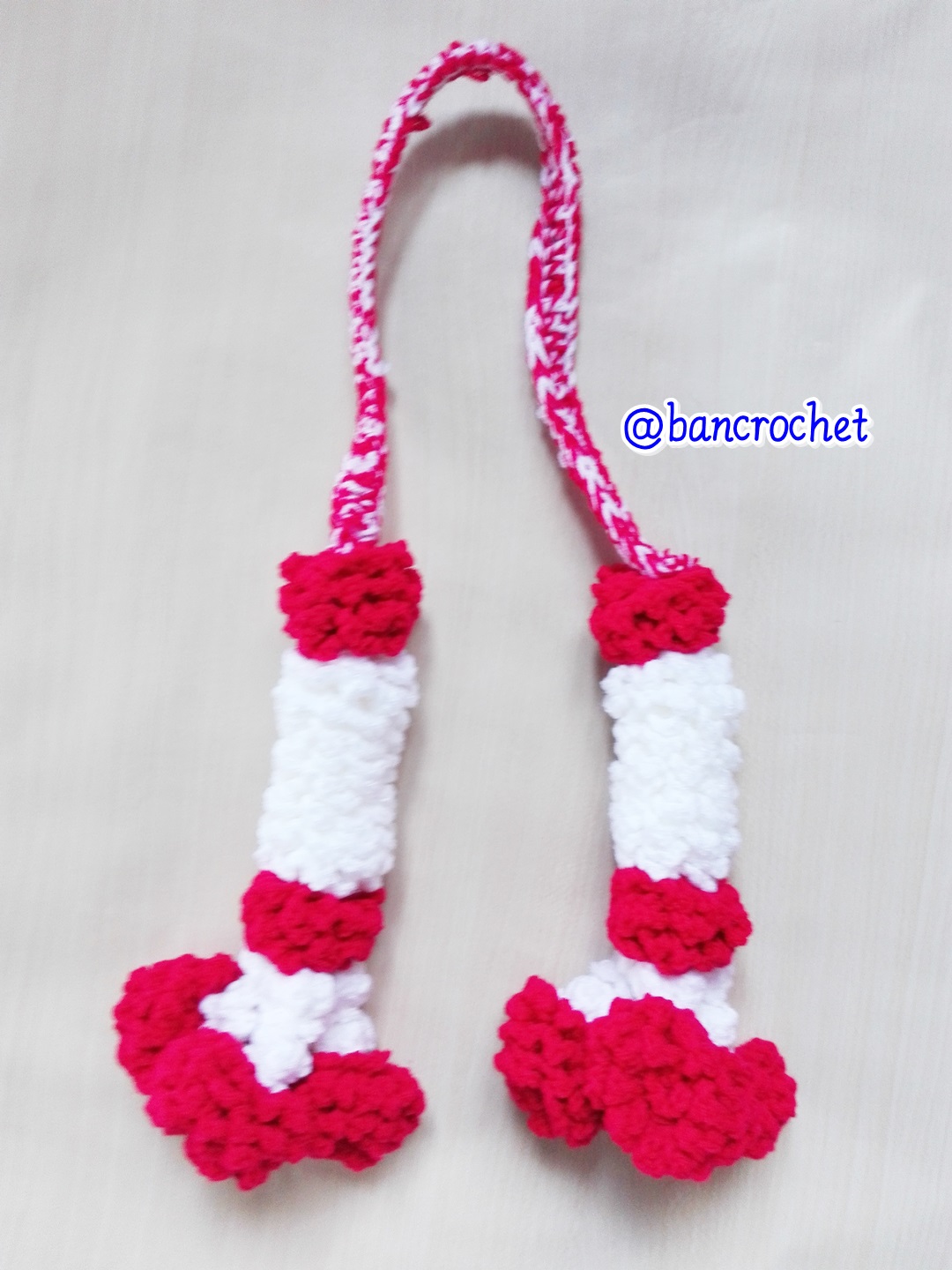 Bancrochet พวงมาลัยแขวนหน้ารถ Crochet Thai Garland หลากสี 14 inch