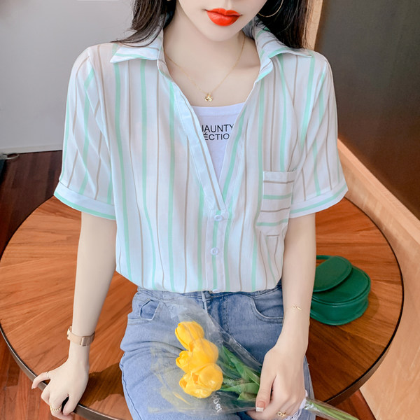เสื้อลูกไม้ แขนสั้น