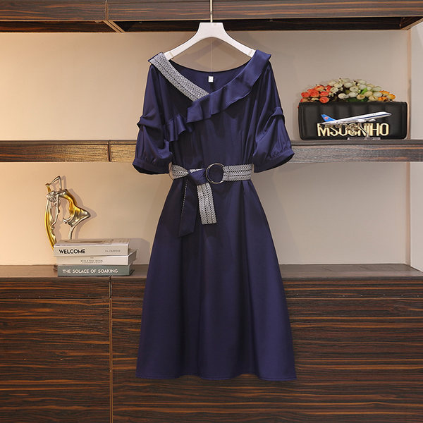 เดรสคนอ้วน เดรสสาวอวบ ชุดเดรสคนอ้วนวัยรุ่น เดรสเปิดไหล่ BY PLUS SIZE Girl