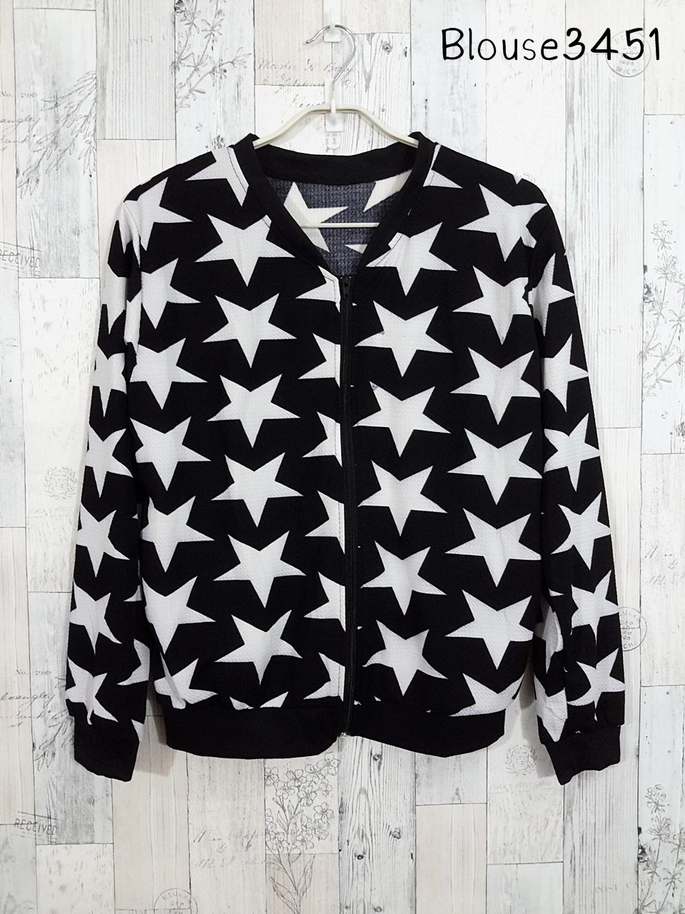 Blouse3450-3458 Big Size อก 46-56 นิ้ว เสื้อคลุมไซส์ใหญ่เอวจัมพ์ซิปหน้าแขนยาวลายกราฟฟิคโทนสีครีมดำ ผ้าวูลเวฟ(หนังไก่)เนื้อดีนุ่มยืดขยายได้เยอะ