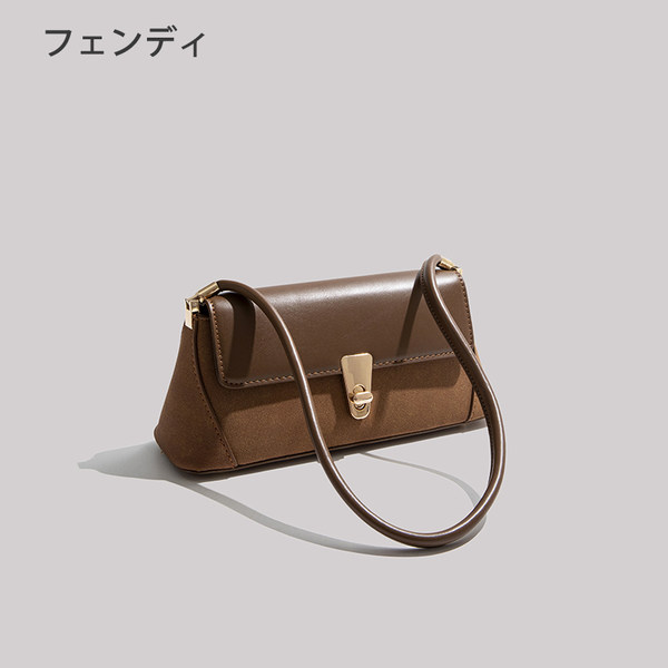 กระเป๋าสะพายข้างผู้หญิง กระเป๋าสะพายสไตล์เกาหลี By Japanese フェンディ authentic bag
