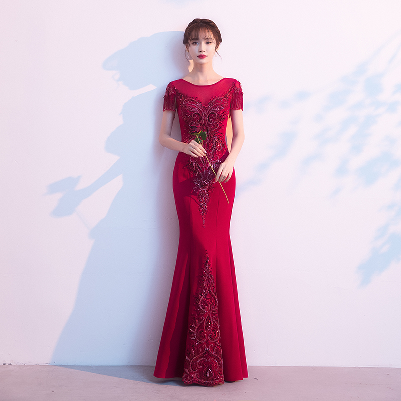 ชุดราตรี ชุดราตรีสวยหรู แบบ ทันสมัย Evening dress