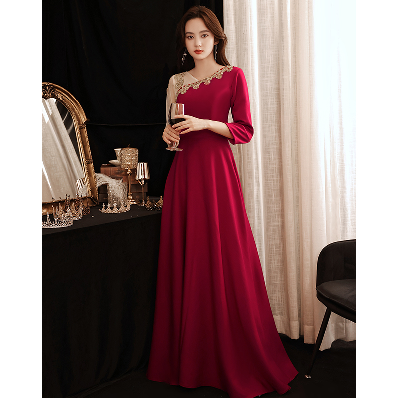 ชุดราตรี ชุดราตรีสวยหรู แบบ ทันสมัย Evening dress