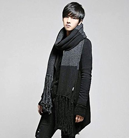 ผ้าพันคอกันหนาว ไหมพรม เกาหลี สีดำเทา แต่งเล่นลาย เท่ๆ พร้อมส่ง same pic