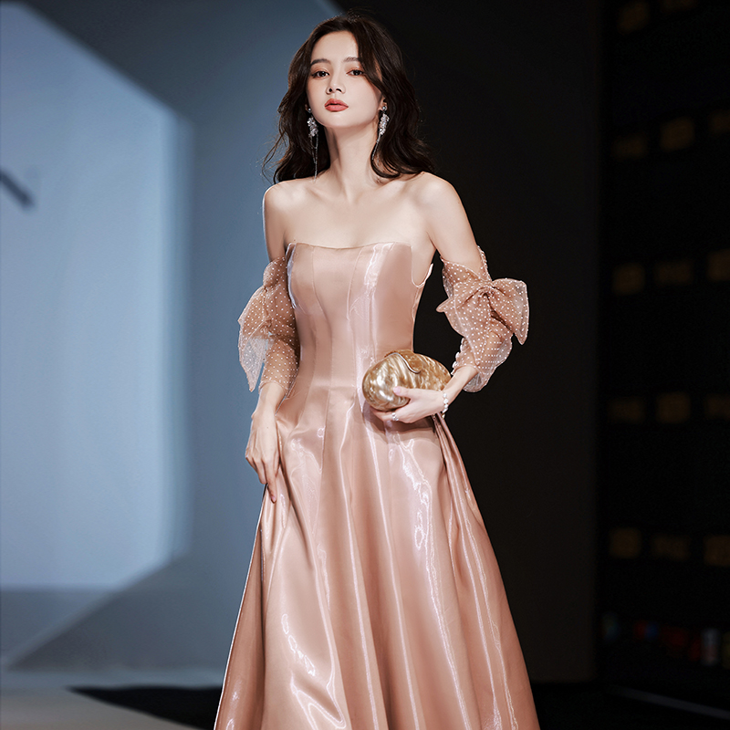 ชุดราตรี ชุดราตรีสวยหรู แบบ ทันสมัย Evening dress