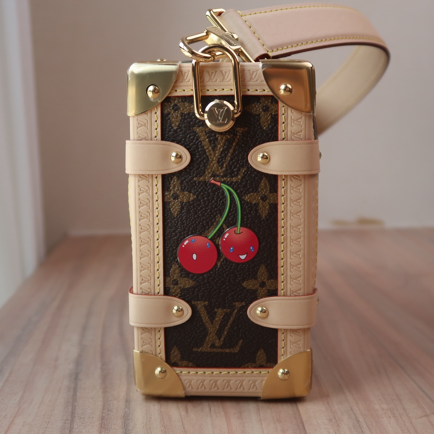 LVxMurakami Monogram Cherry Side Trunk MM (พารากอน 8 วัน)