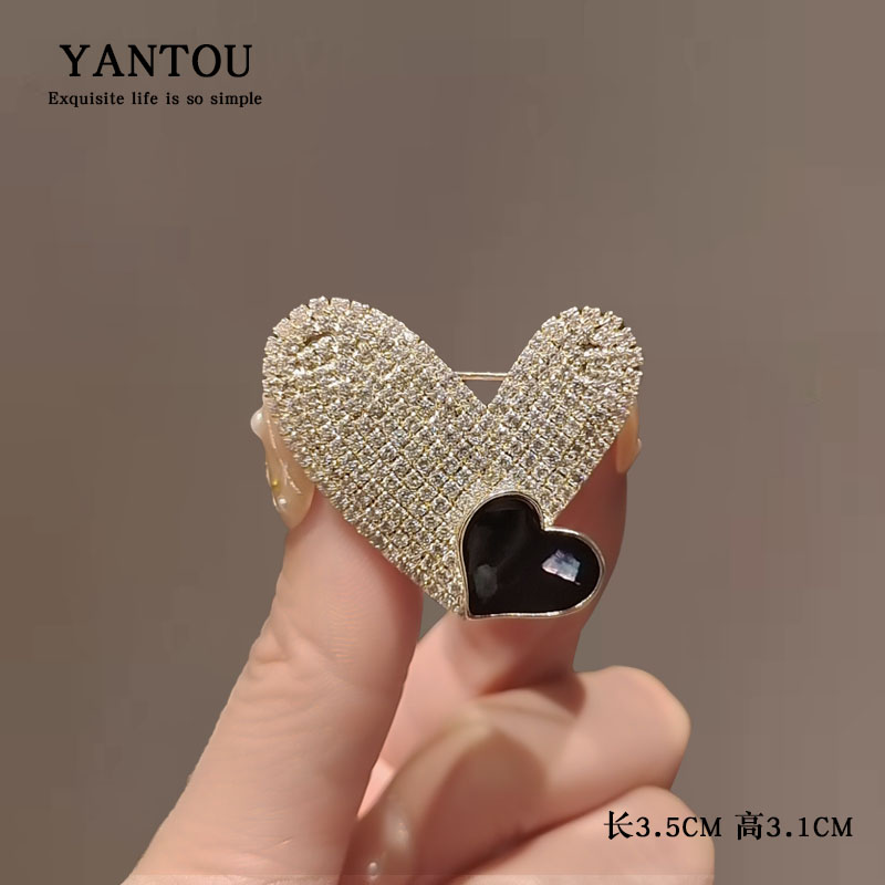เข็มกลัด เข็มกลัดสวยๆ เข็มกลัดติดเสื้อ Brooch