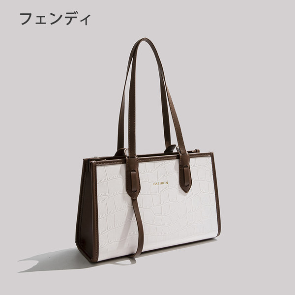 กระเป๋าสะพายข้างผู้หญิง กระเป๋าสะพายสไตล์เกาหลี By Japanese フェンディ authentic bag