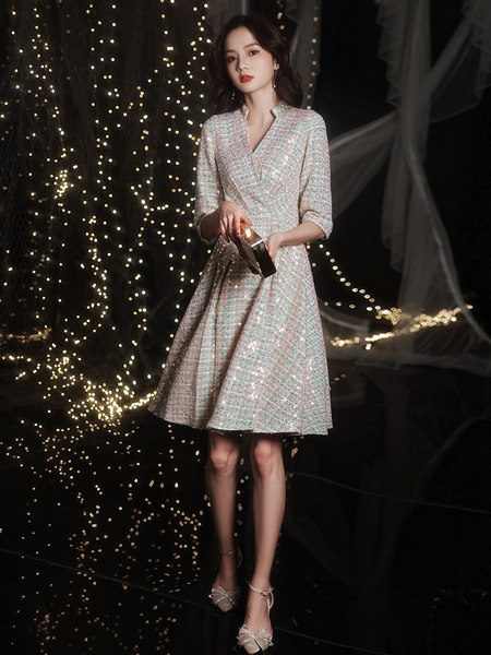 ชุดราตรี ชุดราตรีสวยหรู แบบ ทันสมัย Evening dress