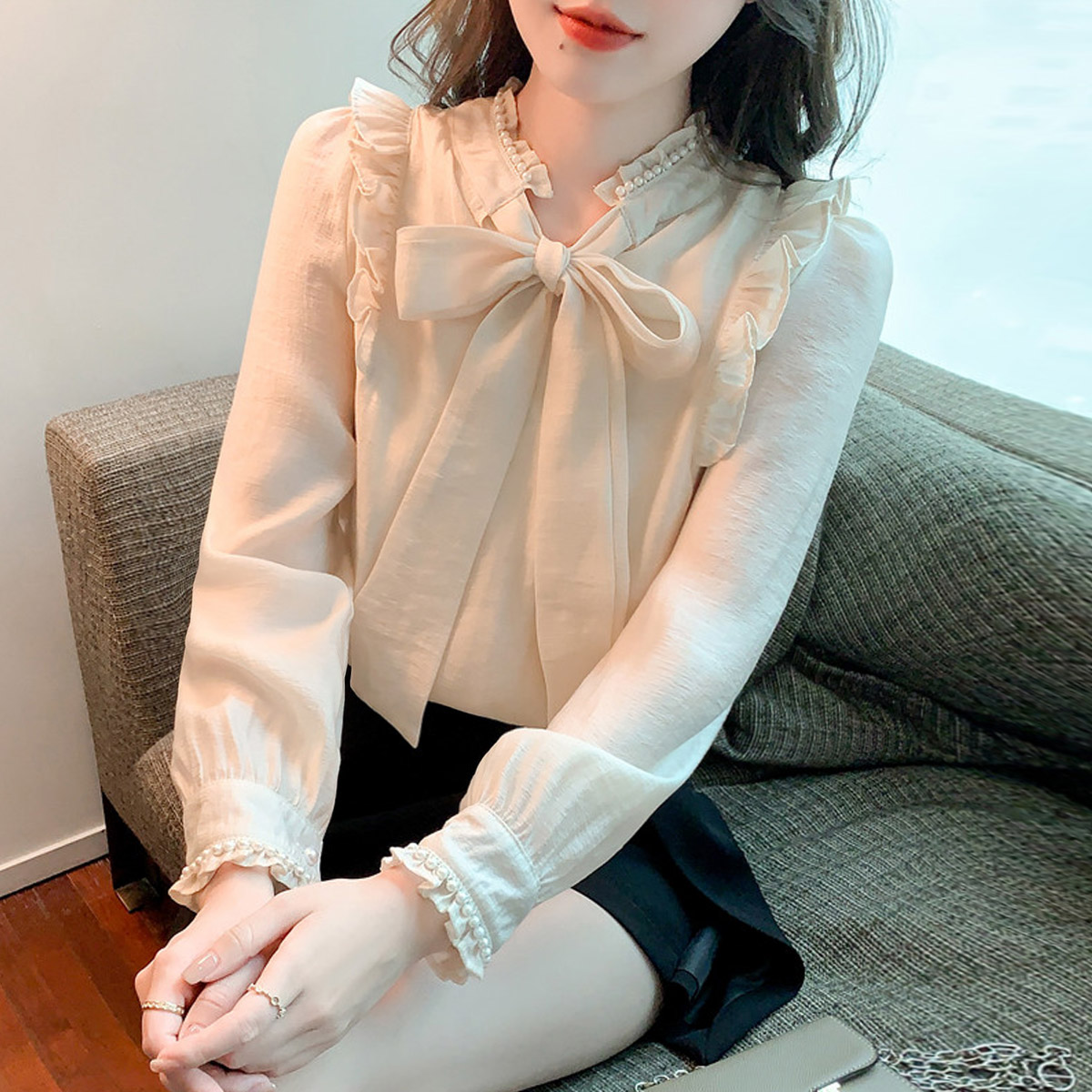 เสื้อเชิ้ตผู้หญิงแขนยาว เสื้อเชิ้ตผู้หญิงใส่ทํางาน 390 บาทต่อชิ้น ฟรีค่าจัดส่ง