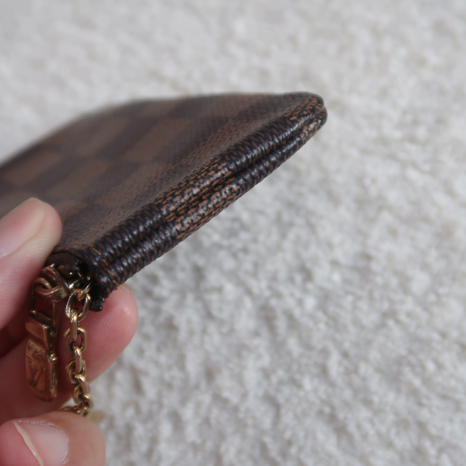 Louis Vuitton Damier Pochette Cle