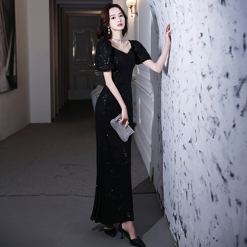 ชุดราตรี ชุดราตรีสวยหรู แบบ ทันสมัย Evening dress