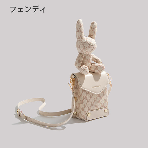 กระเป๋าสะพายข้างผู้หญิง กระเป๋าสะพายสไตล์เกาหลี By Japanese フェンディ authentic bag