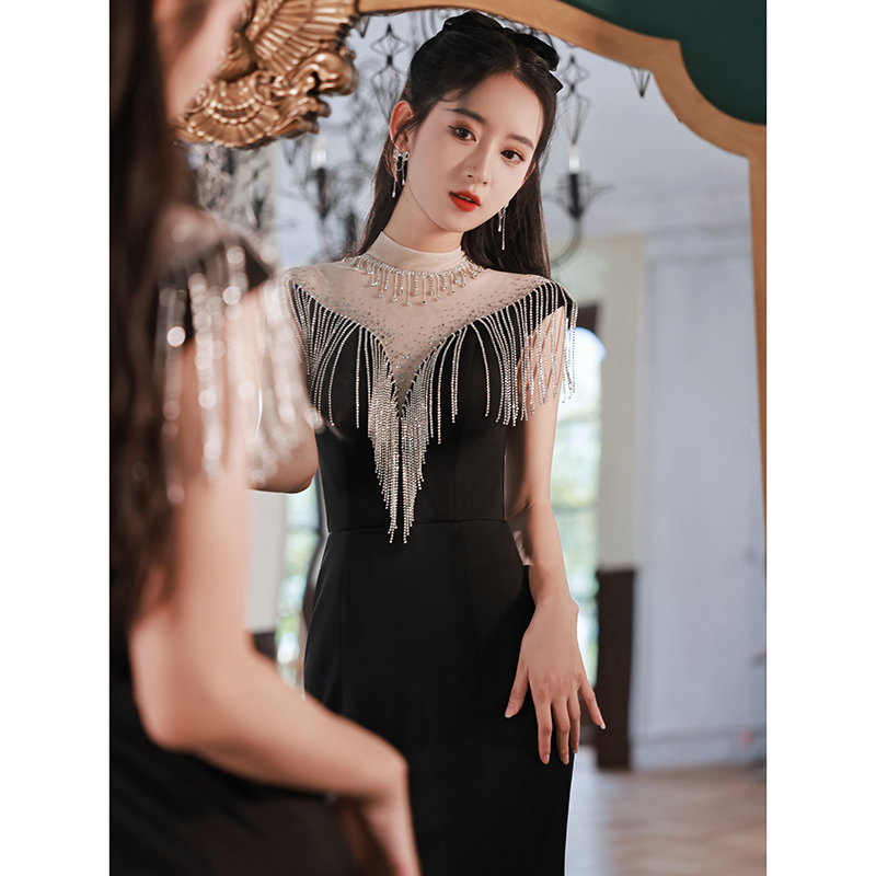 ชุดราตรี ชุดราตรีสวยหรู แบบ ทันสมัย Evening dress