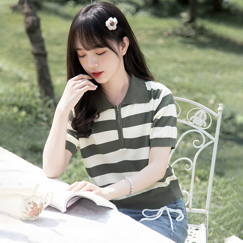 เสื้อผ้าวัยรุ่นเกาหลี เสื้อยืดวัยรุ่นผู้หญิง มีขนาด S M L XL
