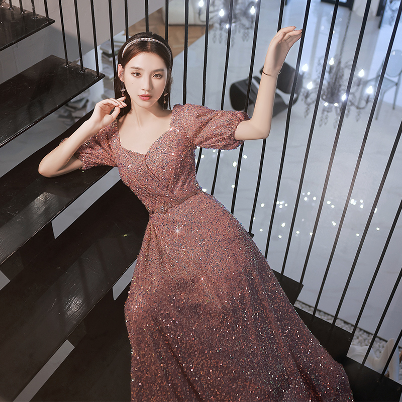ชุดราตรี ชุดราตรีสวยหรู แบบ ทันสมัย Evening dress