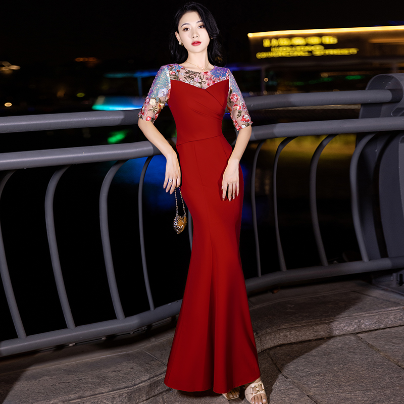 ชุดราตรี ชุดราตรีสวยหรู แบบ ทันสมัย Evening dress