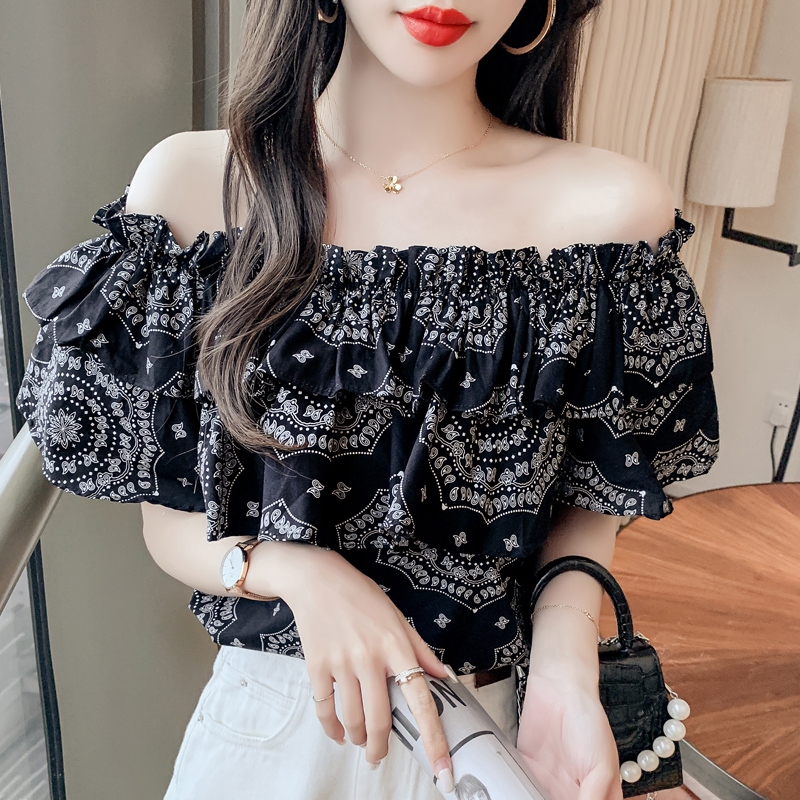 เสื้อเชิ้ตผู้หญิงใส่ทํางาน 390 บาทต่อชิ้น ฟรีค่าจัดส่ง