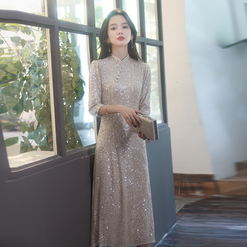 ชุดราตรี ชุดราตรีสวยหรู แบบ ทันสมัย Evening dress