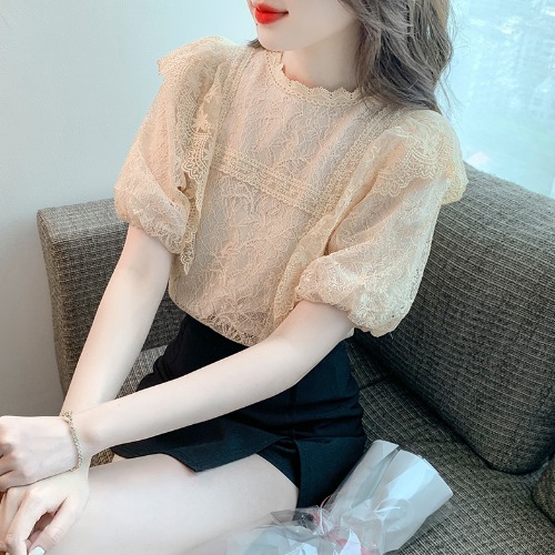 เสื้อลูกไม้ แขนสั้น