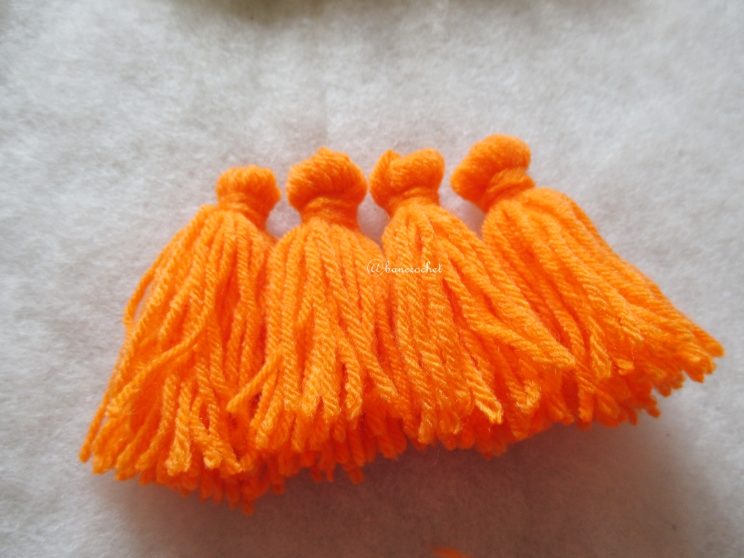 พู่สีส้มโครเชต์ ไหมพรม 4 ply orange tassel crochet acrylic yarn 4 ply