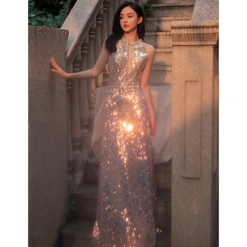 ชุดราตรี ชุดราตรีสวยหรู แบบ ทันสมัย Evening dress