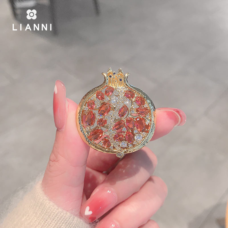 เข็มกลัด เข็มกลัดสวยๆ เข็มกลัดติดเสื้อ Brooch