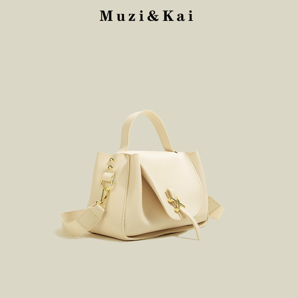 กระเป๋าสะพายข้างผู้หญิง กระเป๋าสะพายสไตล์เกาหลี By Muzi&Kai