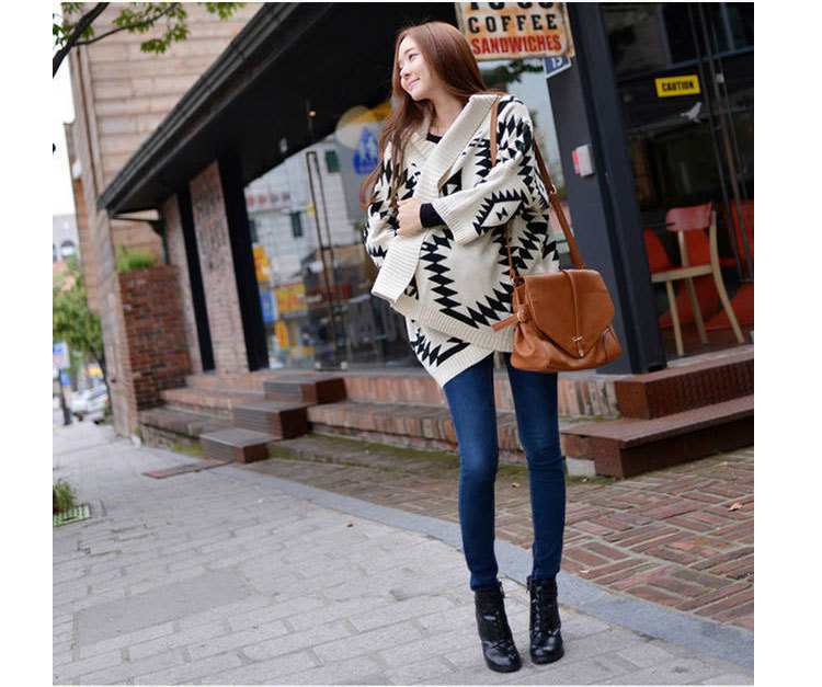 เสื้อกันหนาวไหมพรมถัก ทรงสวย แต่งลายเก๋ ครีม-ดำ ครีม-ดำ ครีม-ดำ