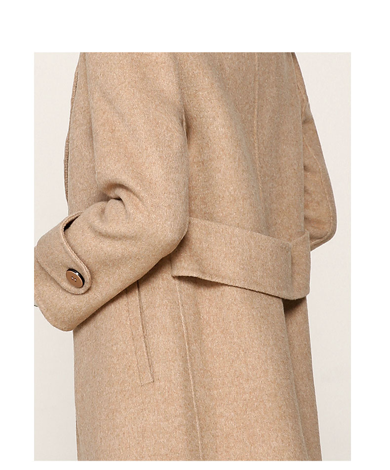 โอเวอร์โค้ท overcoat สไตล์ยุโรป กระดุมทอง แบบแขนเต่อ คาดหลัง ใส่ง่ายเข้ากับทุกชุด กันหนาวได้ดี พร้อมส่ง สีน้ำตาลอ่อน