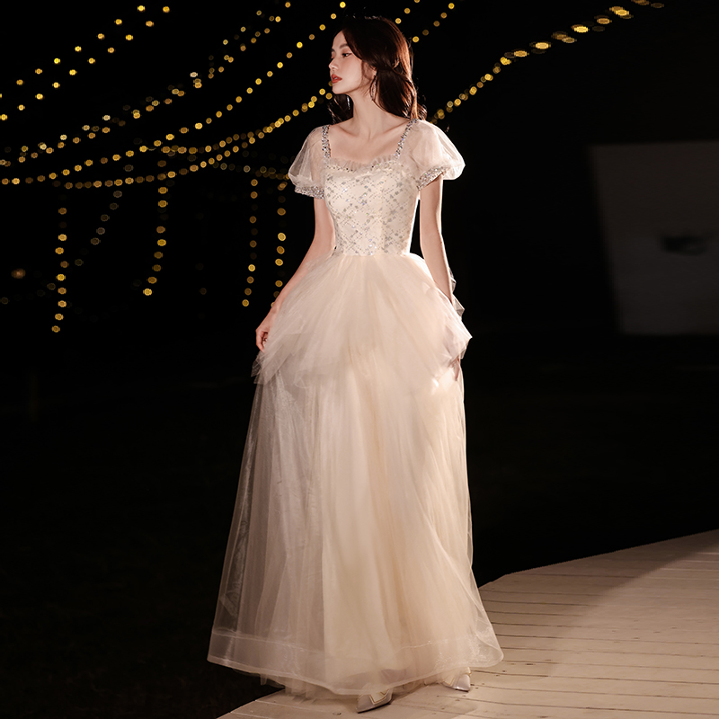 ชุดราตรี ชุดราตรีสวยหรู แบบ ทันสมัย Evening dress