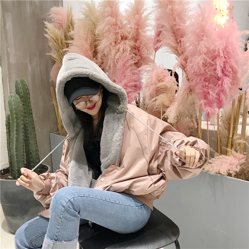 งานจริงน่ารักมาก!! เสื้อกันหนาวบุขนช่วงตัวและฮู้ดนุ่มสุดๆ ทรงโคล่ง Over Size ช่วงแขนบุซับในกันลม งานดีพร้อมส่งจ้า สีชมพูนู๊ด