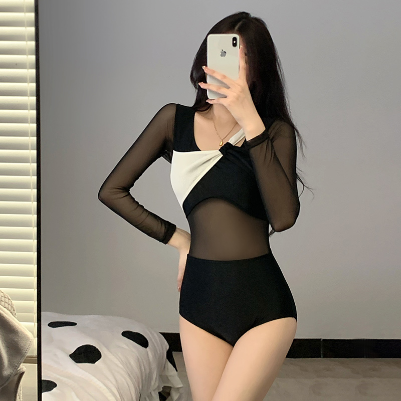 ชุดว่ายน้ำผู้หญิง ชุดว่ายน้ำน่ารัก Bikini ชุดไปทะเล