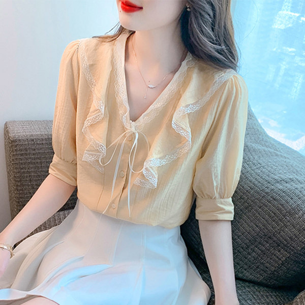 เสื้อลูกไม้ แขนสั้น