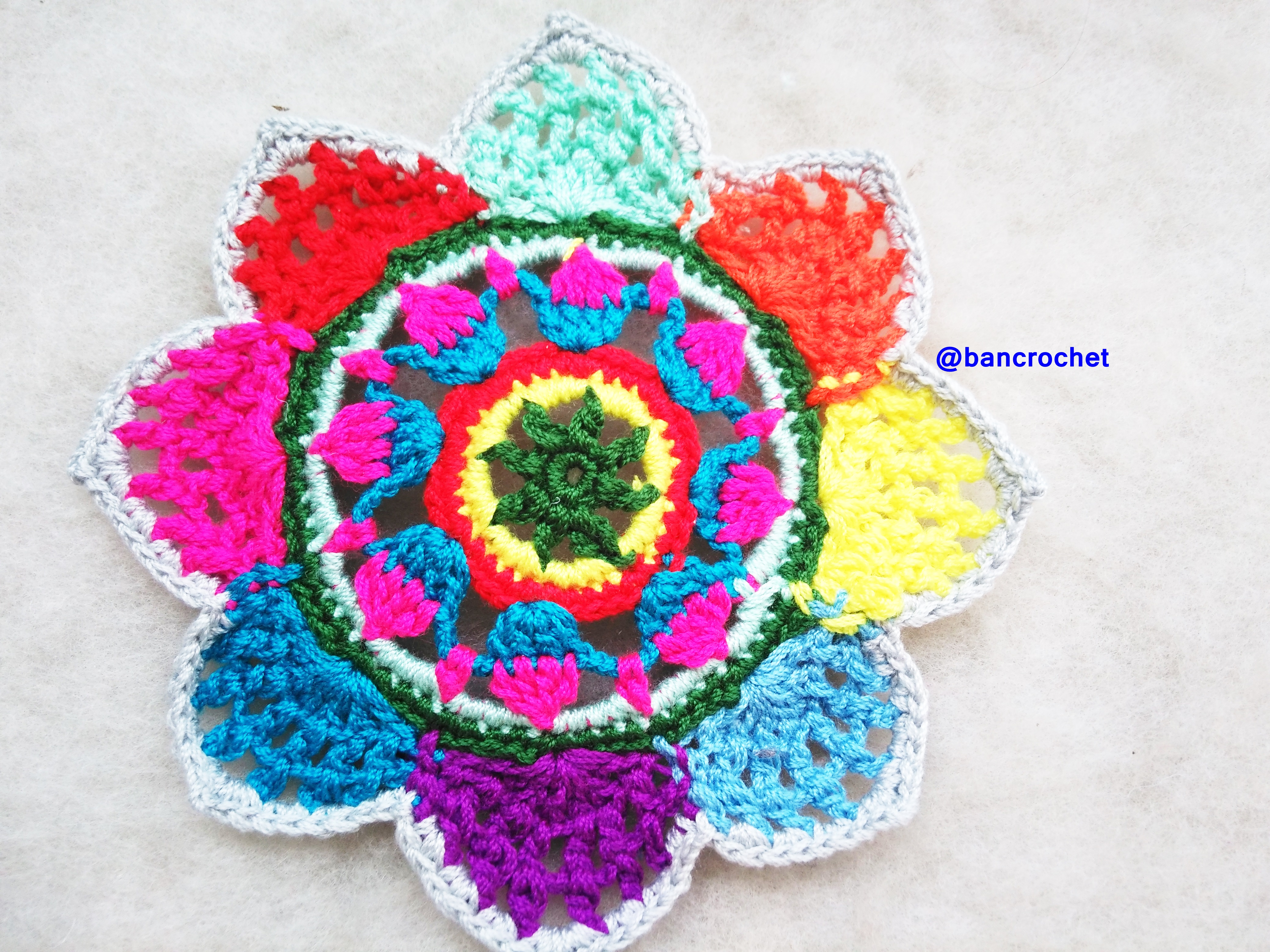 Bancrochet ที่รองแก้วถักโครเชต์ crochet coasters หลากสี 4 นิ้ว