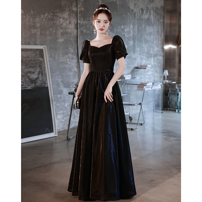 ชุดราตรี ชุดราตรีสวยหรู แบบ ทันสมัย Evening dress