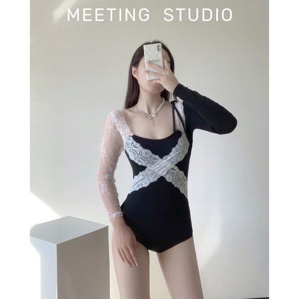 ชุดว่ายน้ำผู้หญิง ชุดว่ายน้ำน่ารัก Bikini ชุดไปทะเล