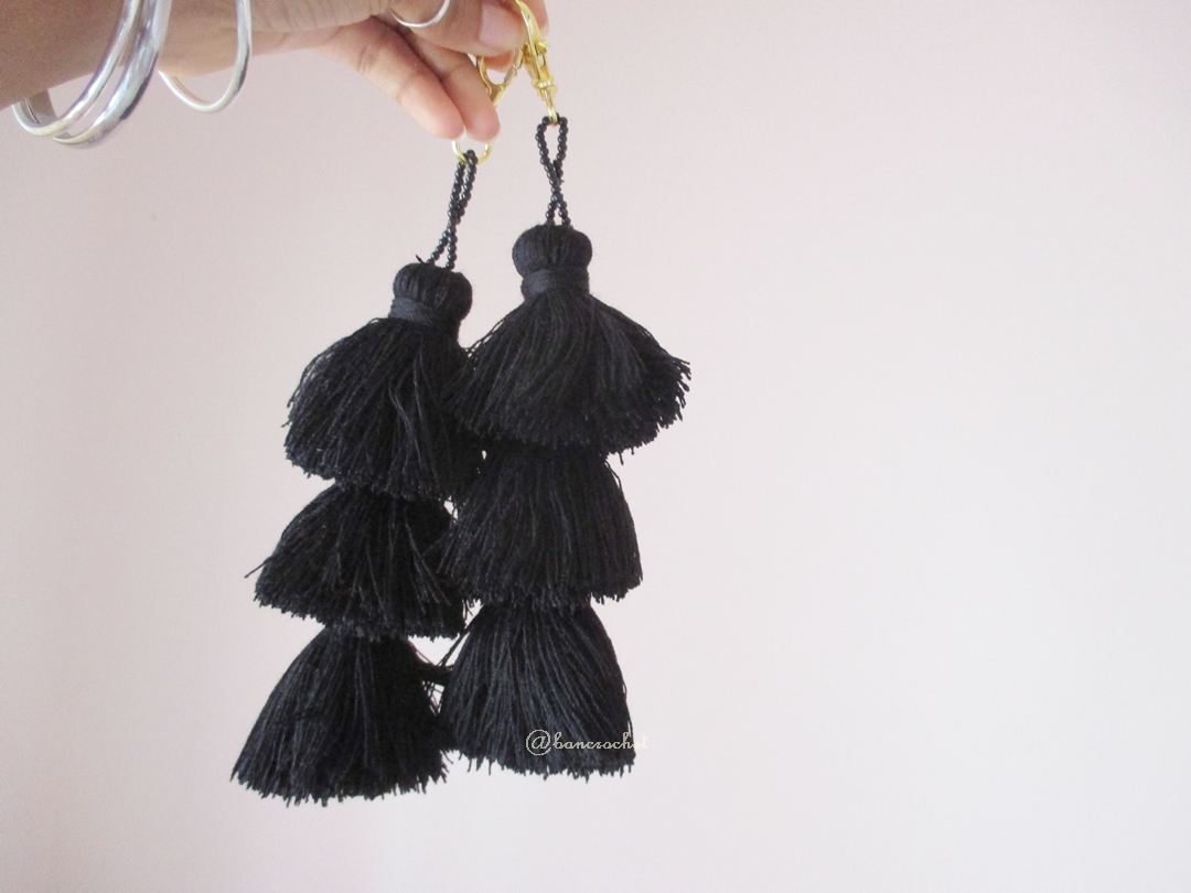 พู่สีดำ สามชั้น black tassel
