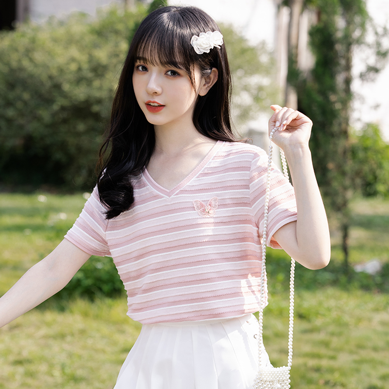 เสื้อผ้าวัยรุ่นเกาหลี เสื้อยืดวัยรุ่นผู้หญิง มีขนาด S M L XL