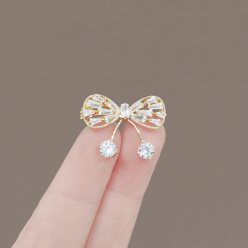 เข็มกลัด เข็มกลัดสวยๆ เข็มกลัดติดเสื้อ Brooch