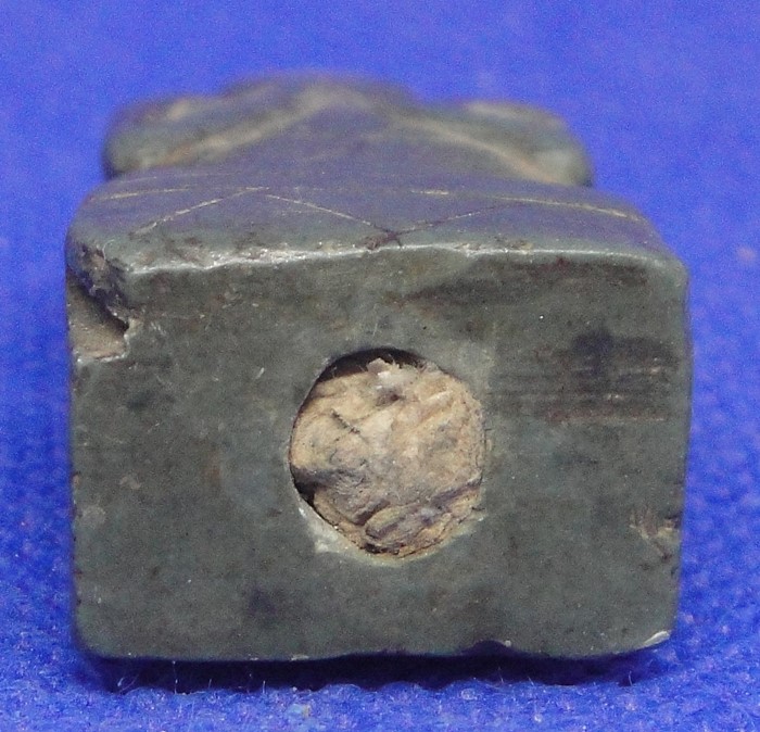 พระปิดตาหินแกะ