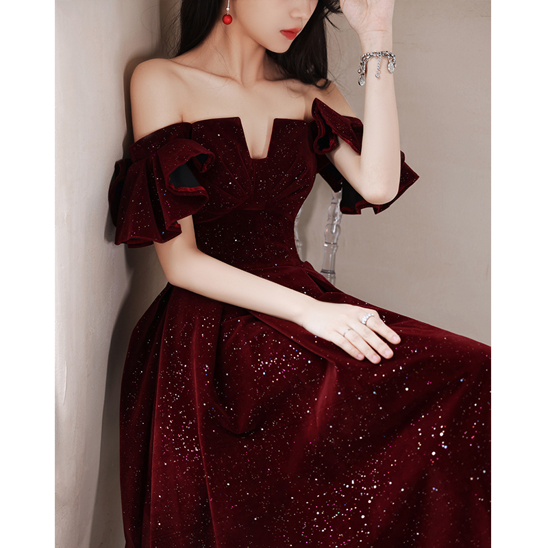 ชุดราตรี ชุดราตรีสวยหรู แบบ ทันสมัย Evening dress