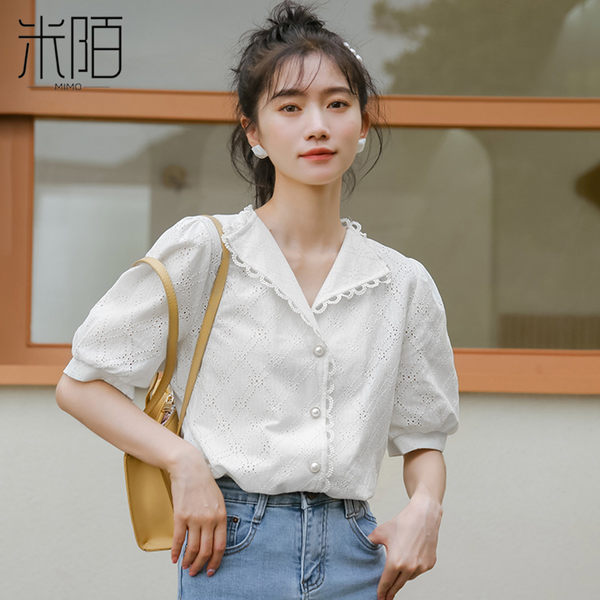 เสื้อลูกไม้ แขนสั้น