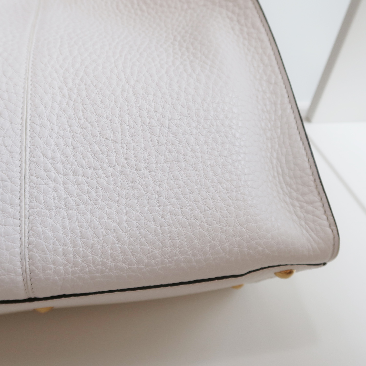 Fendi White Grained Calfskin X-Lite Peekaboo Medium GHW