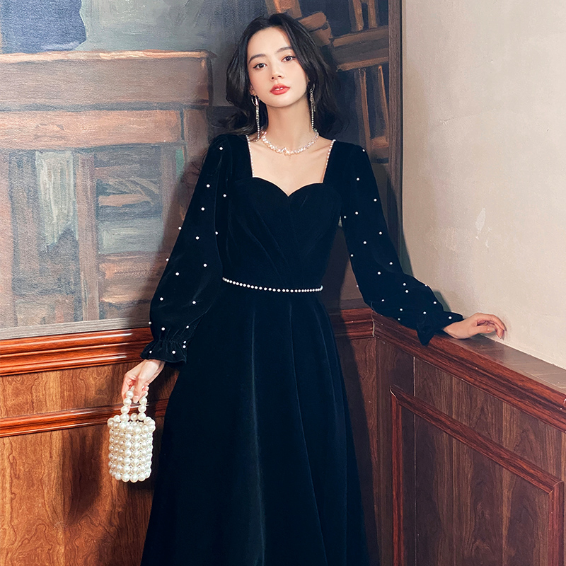 ชุดราตรี ชุดราตรีสวยหรู แบบ ทันสมัย Evening dress
