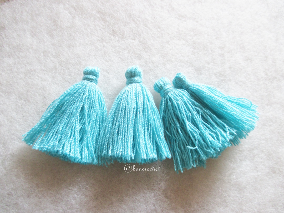 พู่สีฟ้าโครเชต์ ด้ายถัก venus เบอร์ 16 blue tassel crochet acrylic yarn no.16