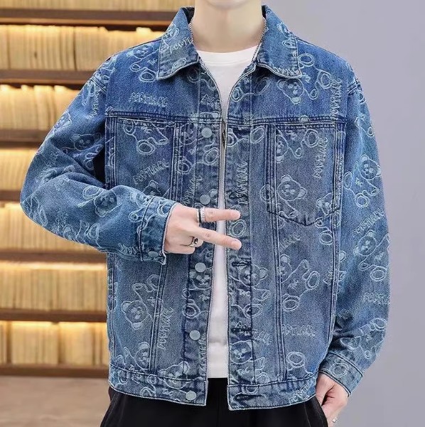เสื้อแจ็คเก็ตยีนส์ แขนยาว ผู้ชาย ลายหมี ทั้งตัว แบบน่ารัก ๆ แบบยอดนิยม เสื้อยีนส์ แขนยาว แบบกระดุมลายหมี 555108